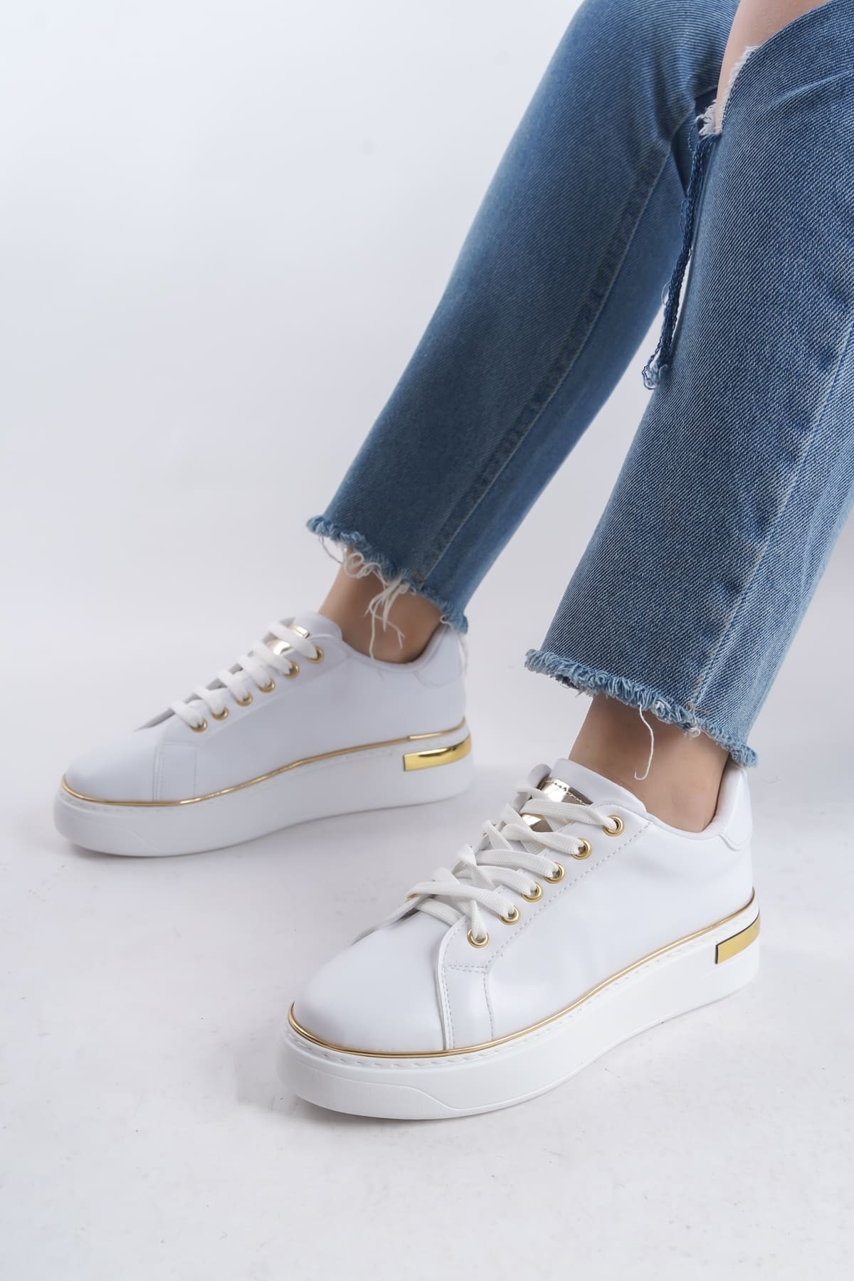 MINA Beyaz Altın Bağcıklı Ortopedik Taban Kadın Sneaker Spor Ayakkabı