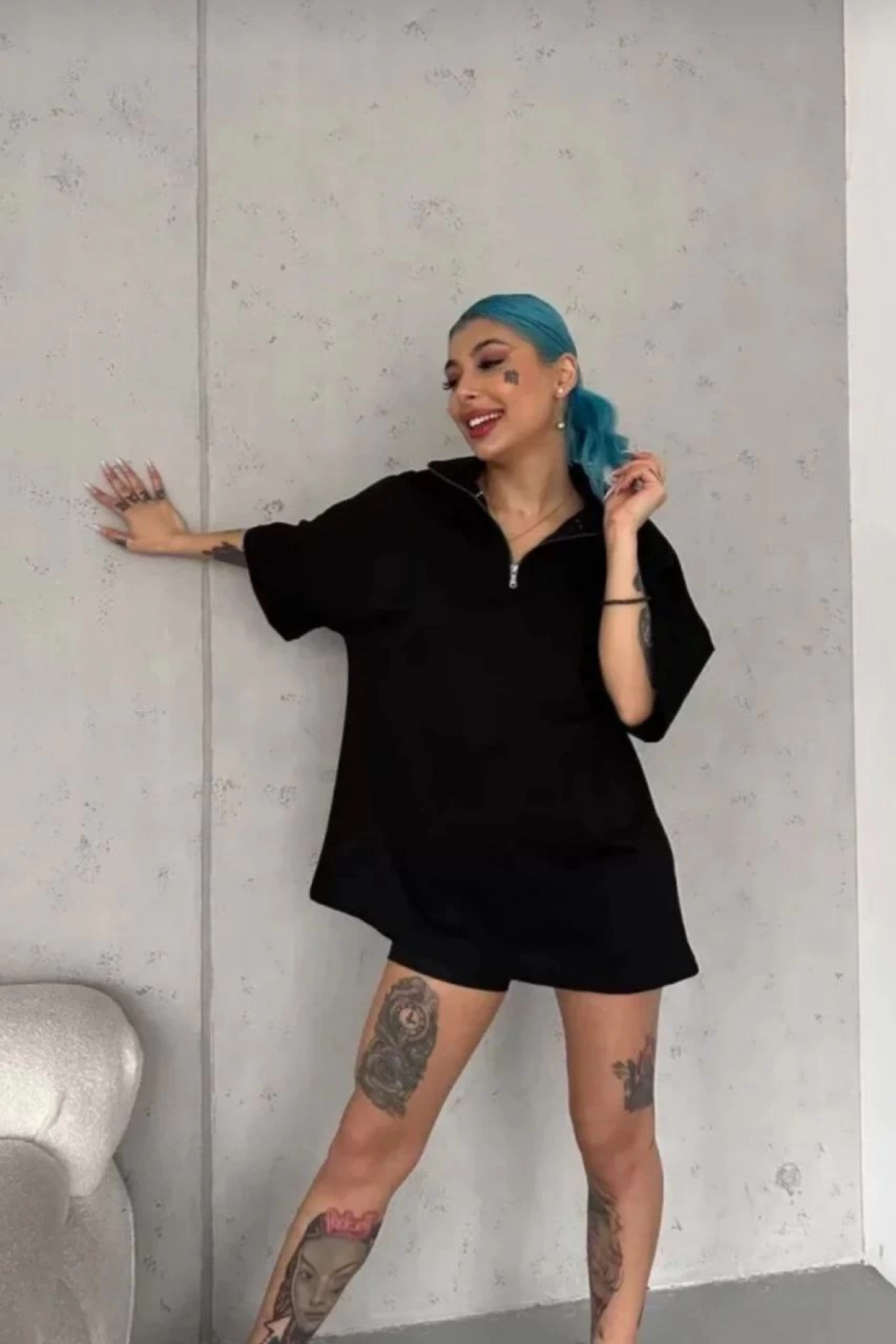 Yarım Fermuarlı Düz Oversize T-Shirt - Siyah -