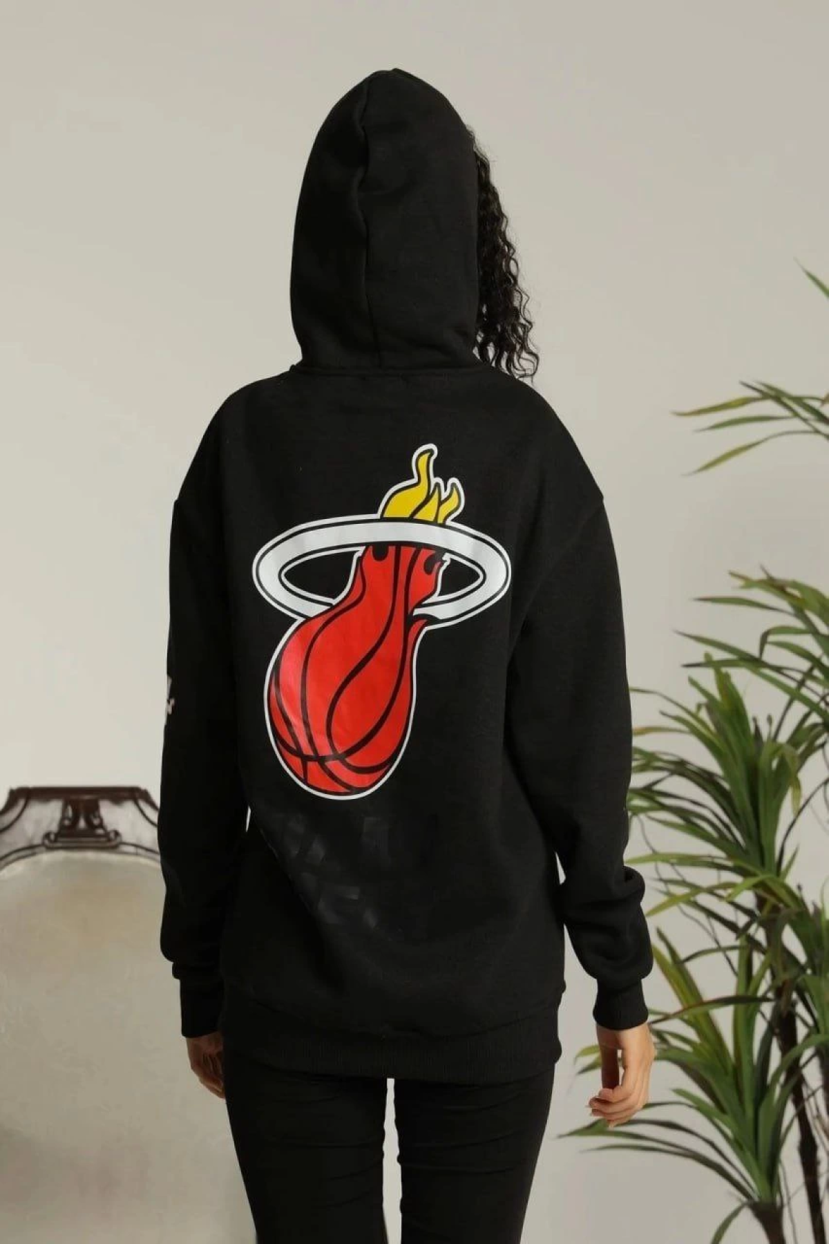 Velmora Premium Kapşonlu Baskılı Sweetshirt - Siyah