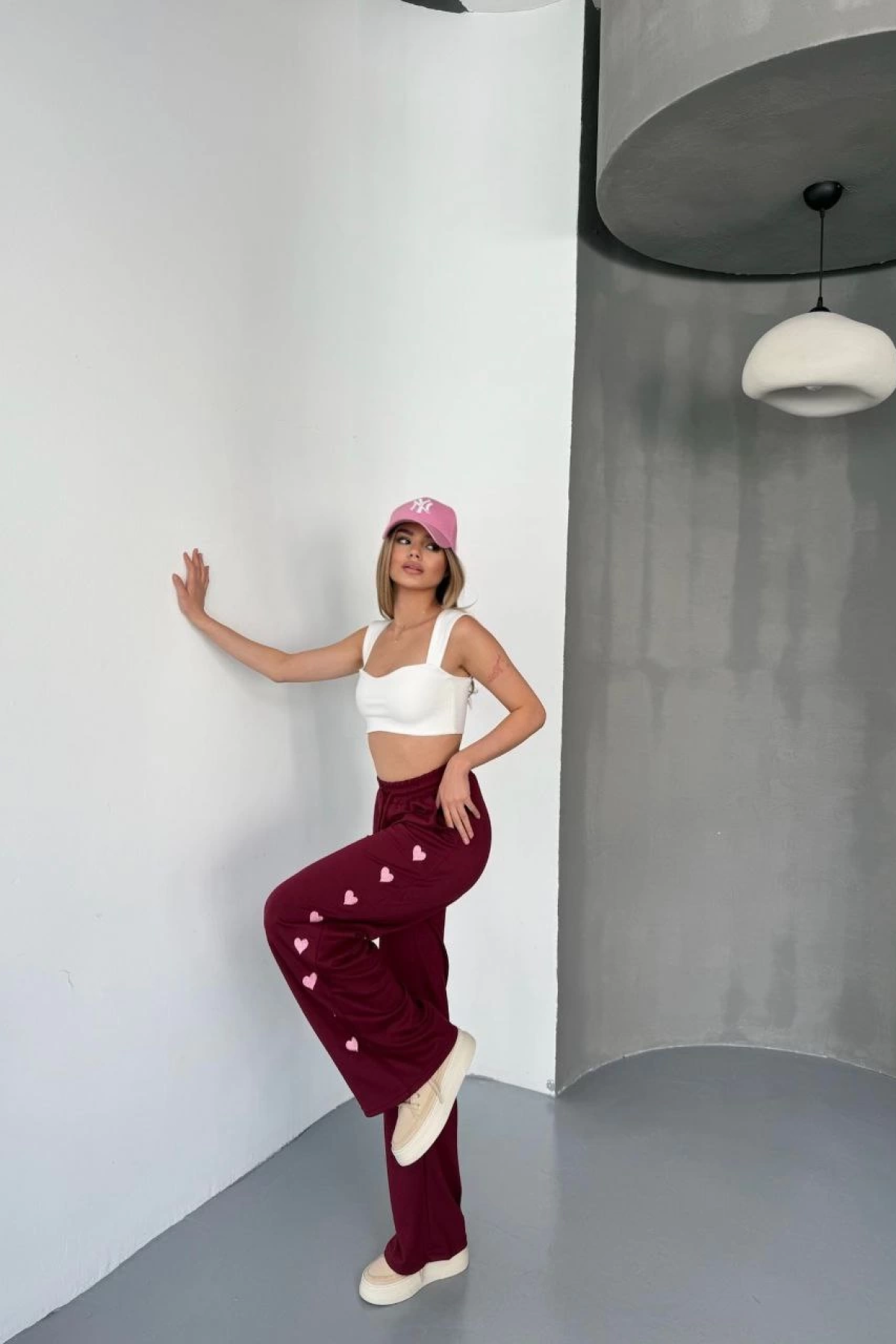 Velmora  Osy Modal Yumuşak Dokulu Kumaş Nakış işlemeli Rahat Bol Paça Eşofman Pantalon - Bordo -