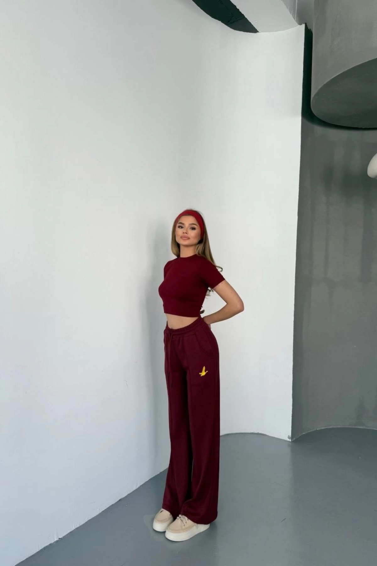 Velmora  Osy Modal Yumuşak Dokulu Kumaş Nakış işlemeli Rahat Bol Paça Eşofman Pantalon - Bordo -