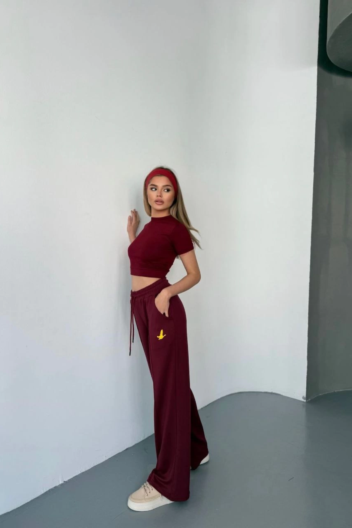 Velmora  Osy Modal Yumuşak Dokulu Kumaş Nakış işlemeli Rahat Bol Paça Eşofman Pantalon - Bordo -