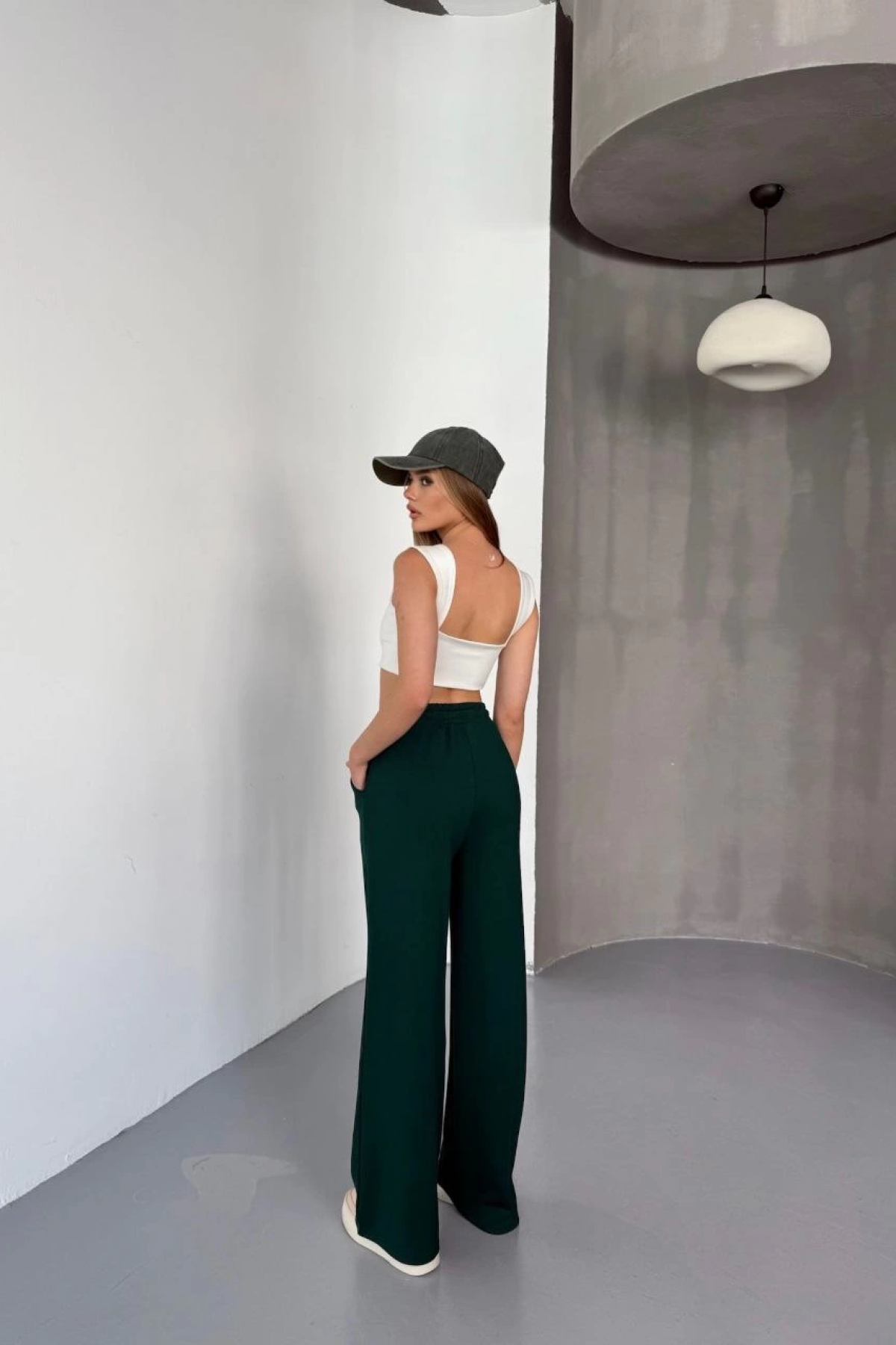 Velmora  Osy Modal Yumuşak Dokulu Kumaş Nakış işlemeli Rahat Bol Paça Eşofman Pantalon - Yeşil -