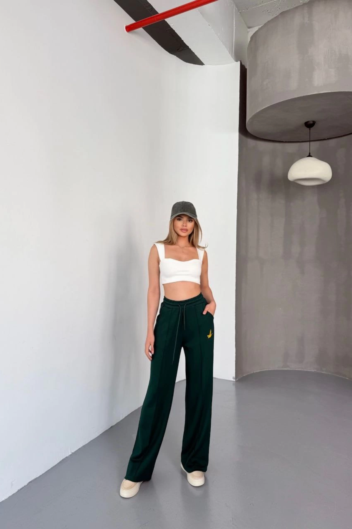 Velmora  Osy Modal Yumuşak Dokulu Kumaş Nakış işlemeli Rahat Bol Paça Eşofman Pantalon - Yeşil -