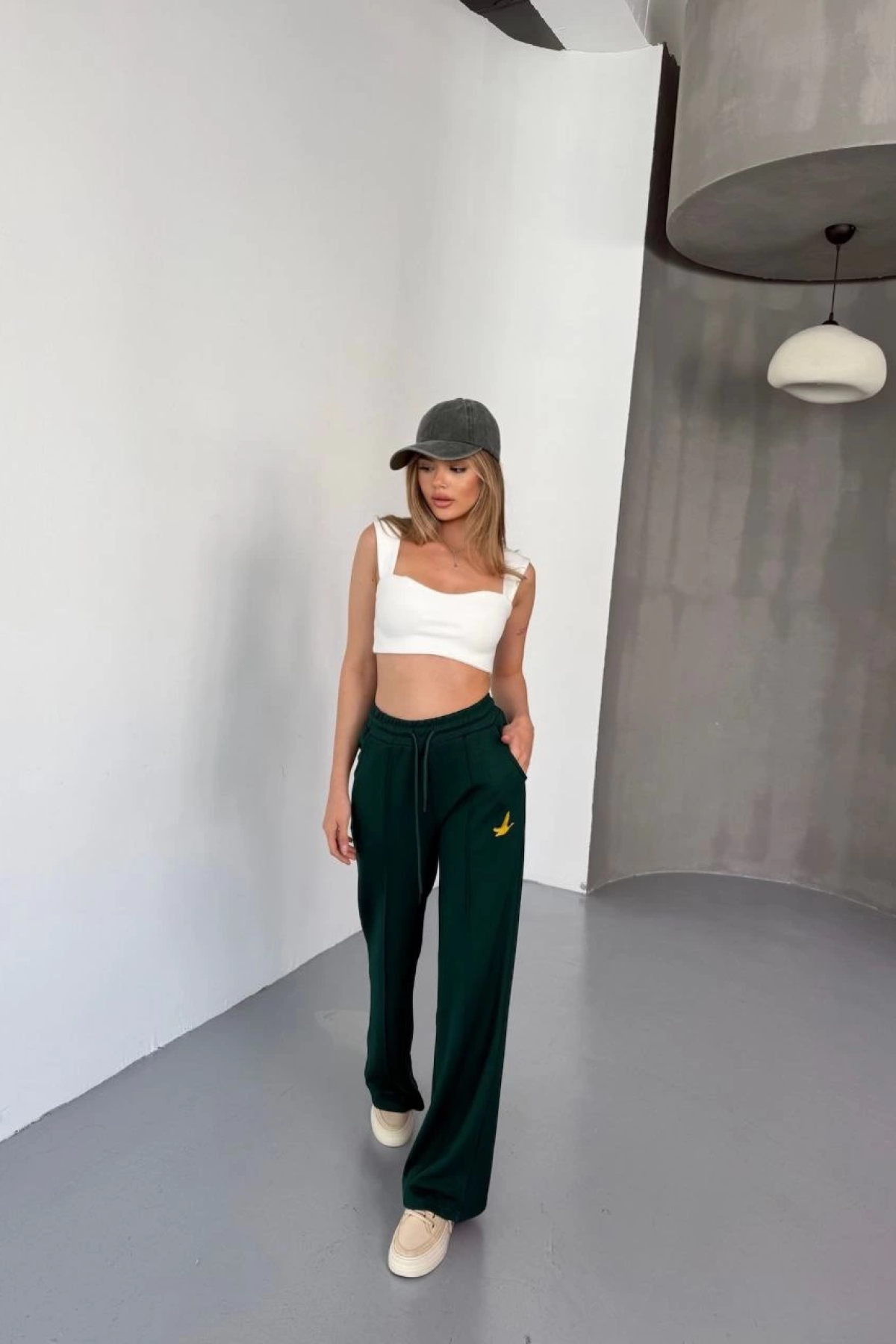 Velmora  Osy Modal Yumuşak Dokulu Kumaş Nakış işlemeli Rahat Bol Paça Eşofman Pantalon - Yeşil -