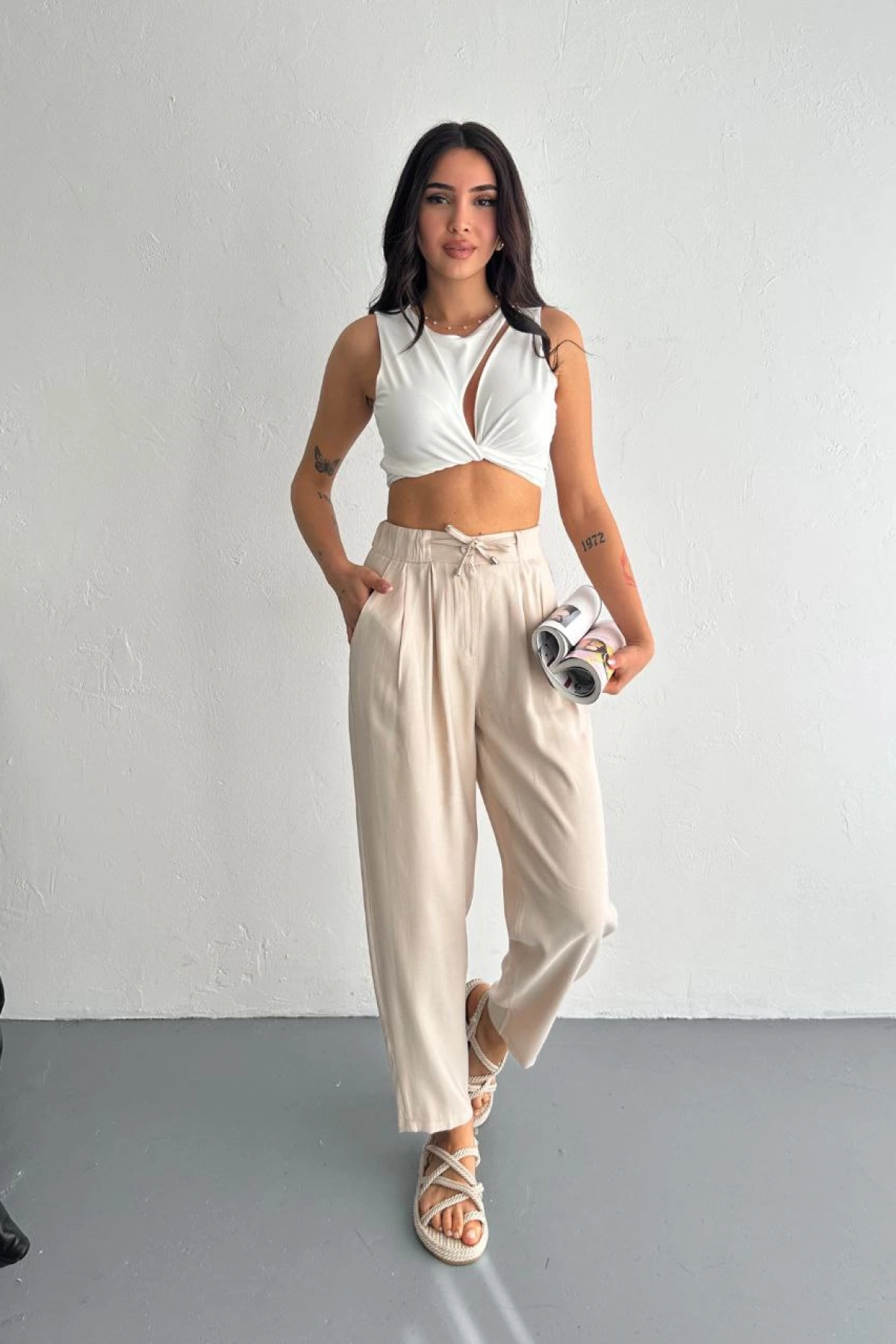 Velmora    Yüksel Bel Beli Bağcıklı Rahat Boru Paça Pantalon - Kırık Beyaz -