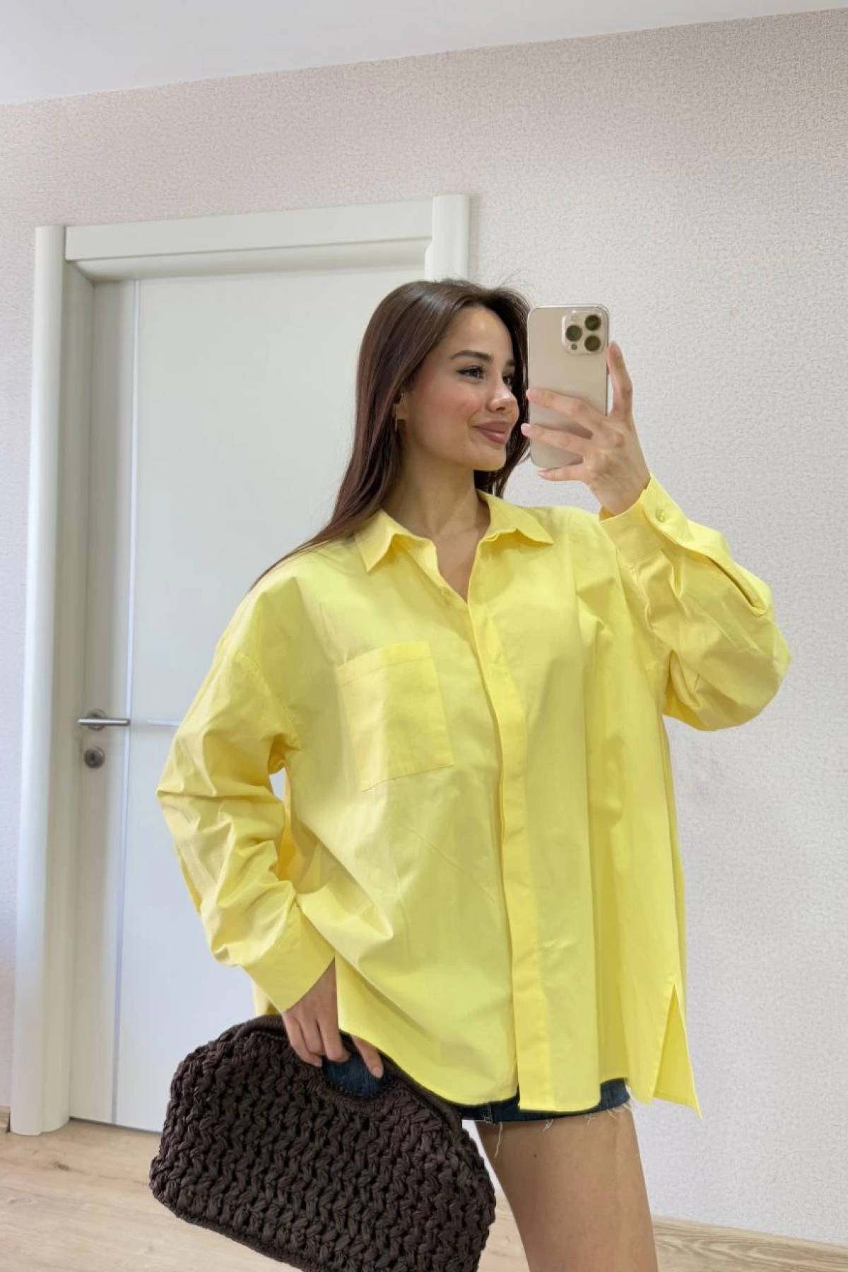 Velmora  Poplin   Yakalı Yandan Yırtmaçlı Arka Pens Detaylı Gömlek - Sarı -