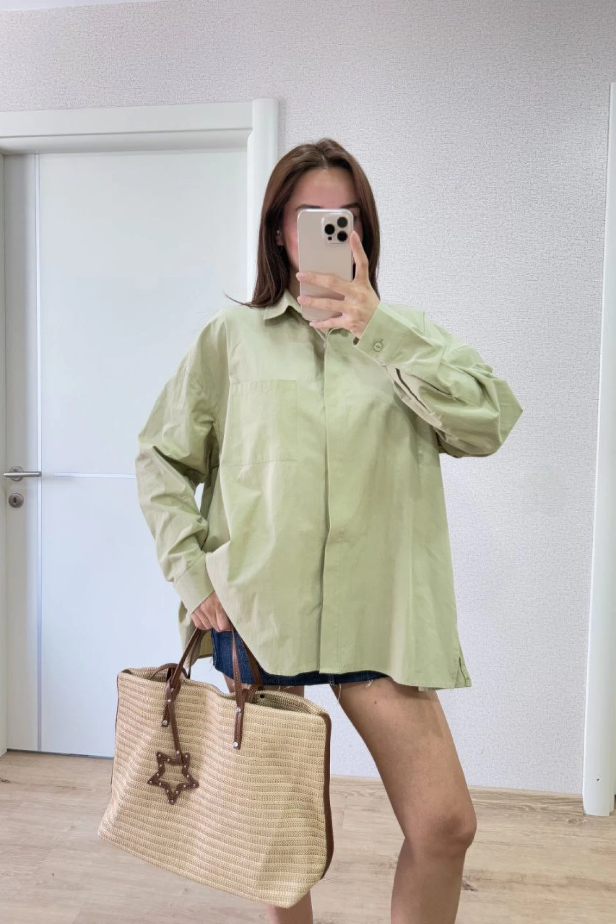 Velmora  Poplin   Yakalı Yandan Yırtmaçlı Arka Pens Detaylı Gömlek - Yeşil -