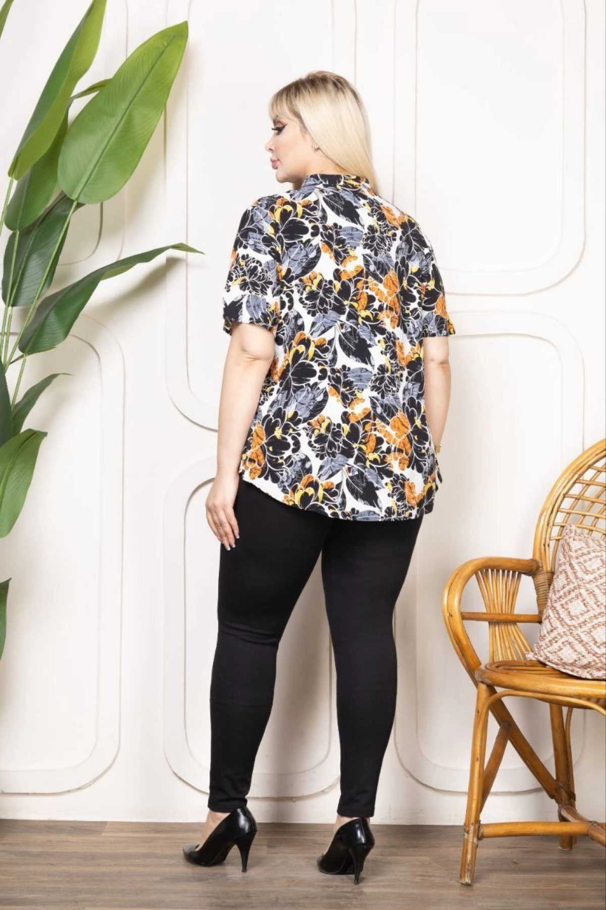 Kadın Desenli Püsküllü Viskon Bluz Bebe Yaka Kısa Kollu Big Size Rahat Kesim - Desenli