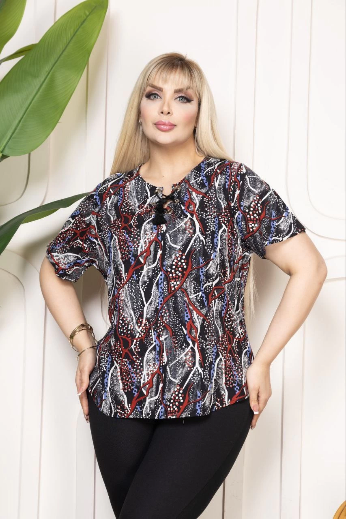 Kadın Desenli Püsküllü Viskon Bluz Bebe Yaka Kısa Kollu Big Size Rahat Kesim - Desenli