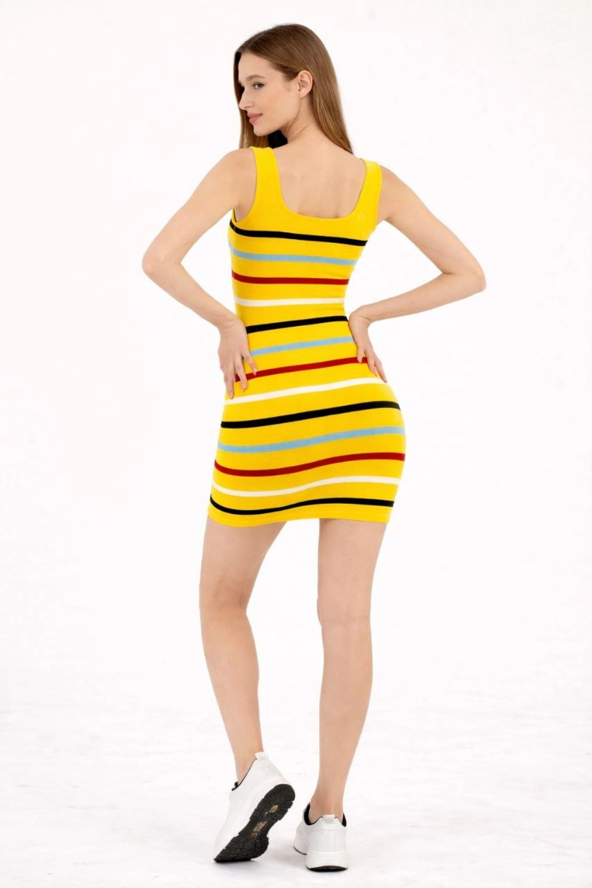 Mivlo Sarı Kadın Kare Yaka Midi Boy Likralı Polelit Elbise