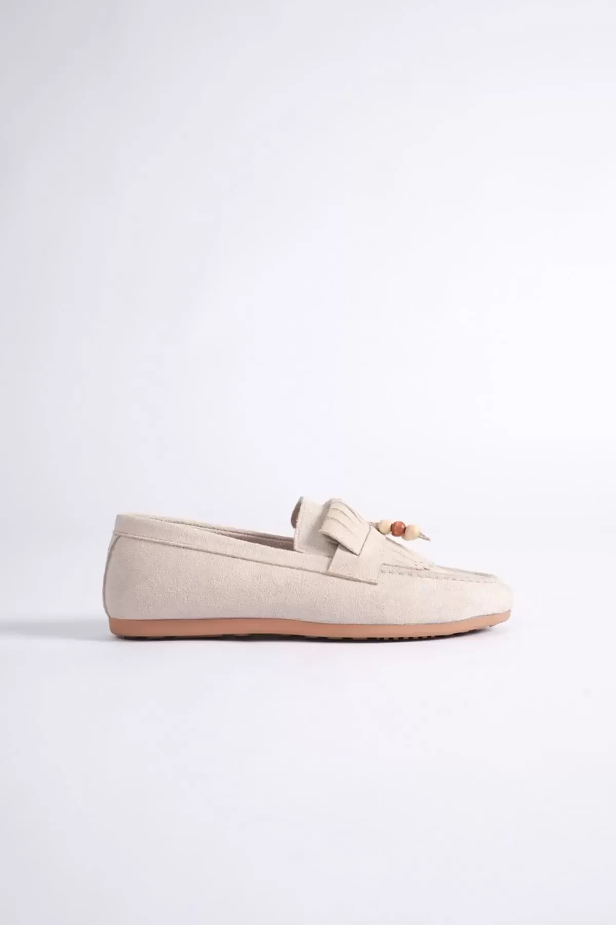 Brassel Kadın Bej Süet Boncuk Detaylı Püsküllü Loafer Ayakkabı Rahat Günlük