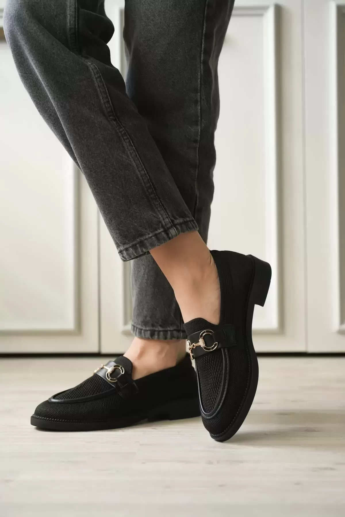 Siyah Kadın Loafer Metal Tokalı Rahat Günlük Ayakkabı TR30MS02A