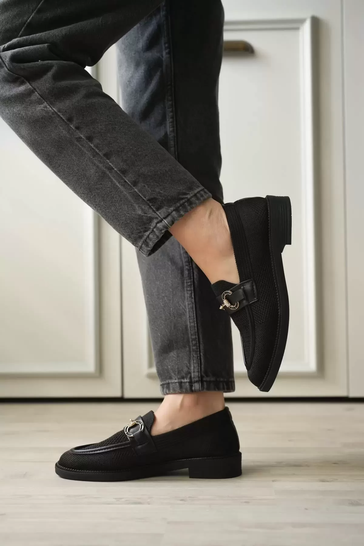 Siyah Kadın Loafer Metal Tokalı Rahat Günlük Ayakkabı TR30MS02A