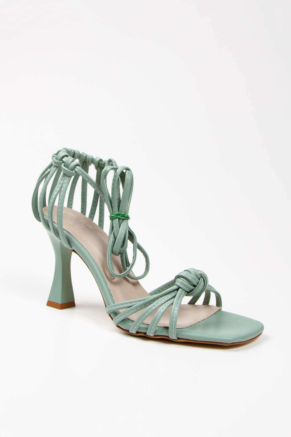 Kadın Yeşil Yazlık Örgülü Topuklu Ayakkabı