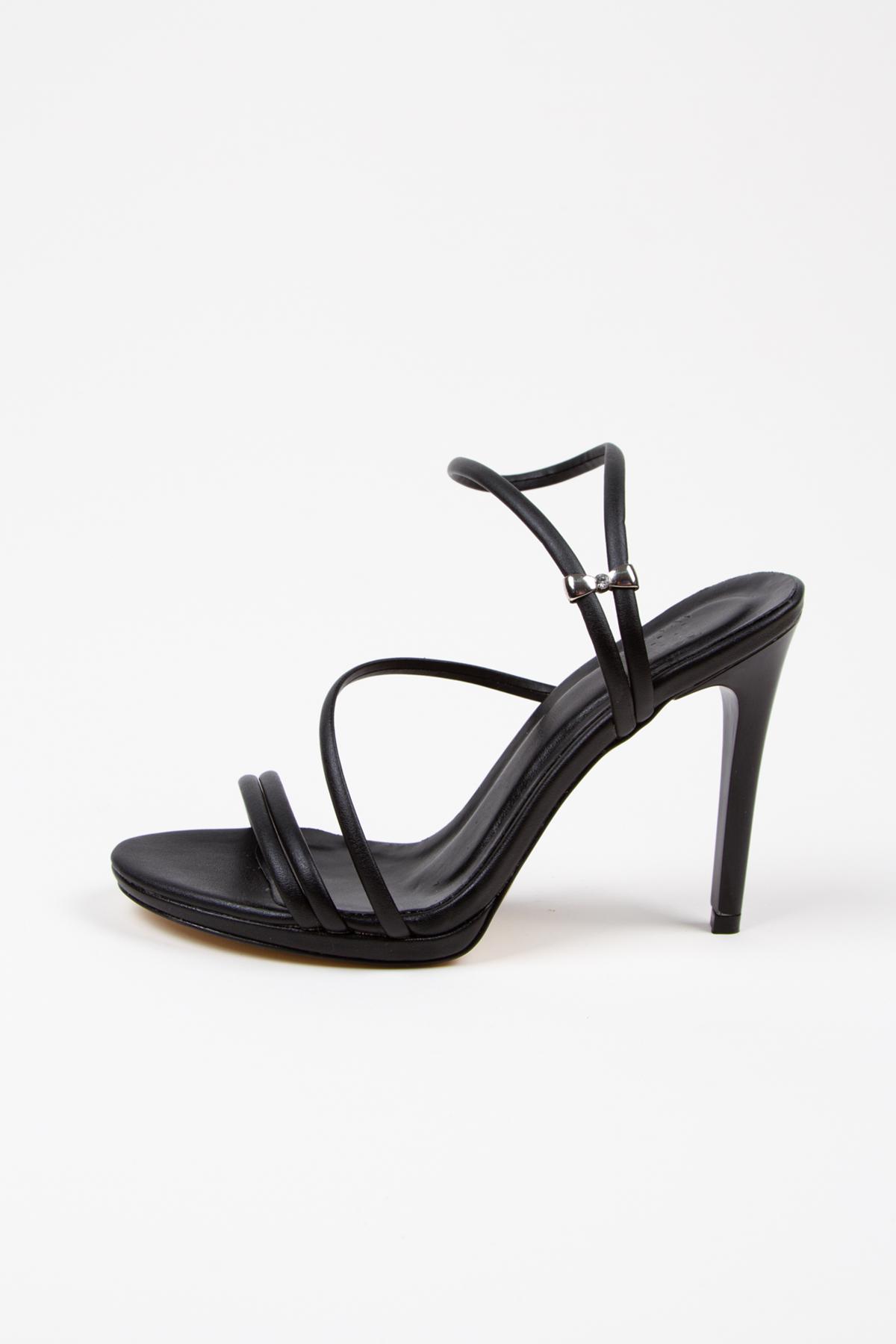 Kadın Yazlık 10 cm İnce Topuklu Ayakkabı ve Çanta Takımı Siyah