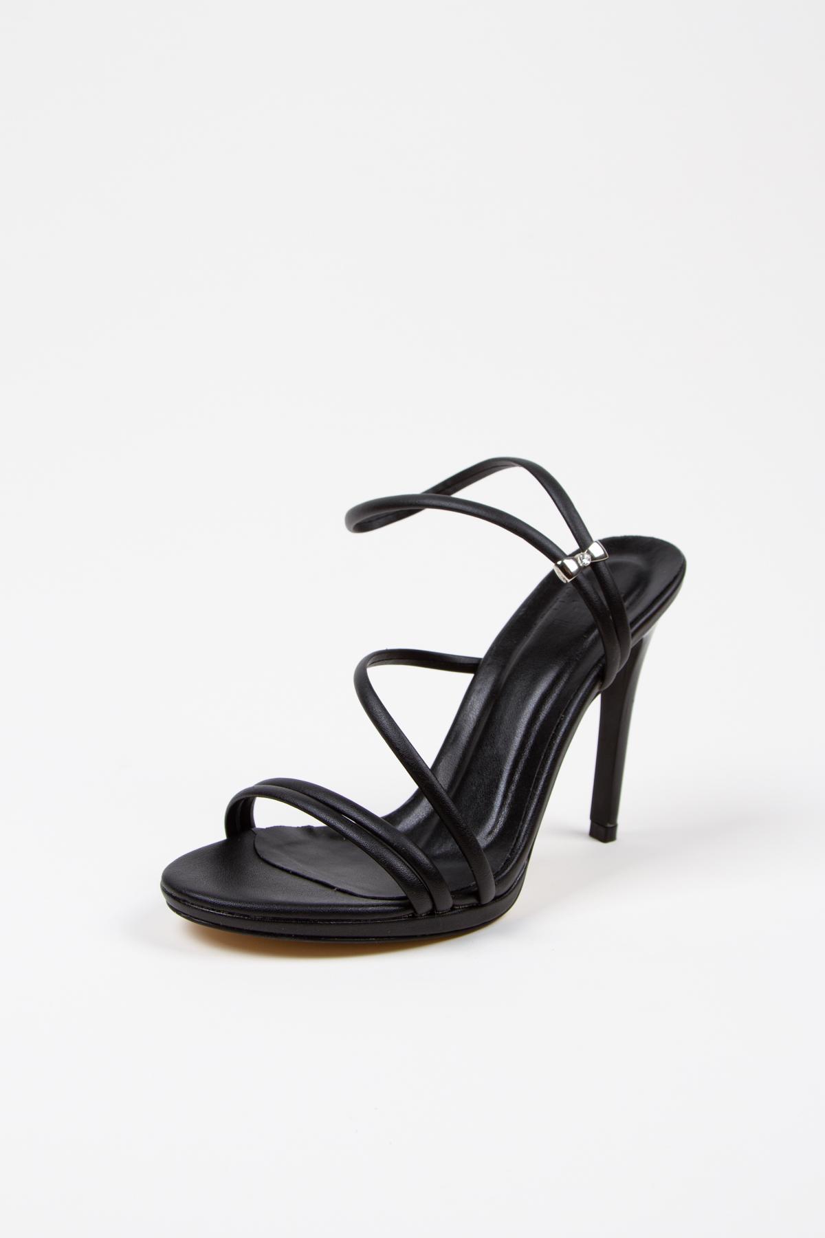 Kadın Yazlık 10 cm İnce Topuklu Ayakkabı ve Çanta Takımı Siyah
