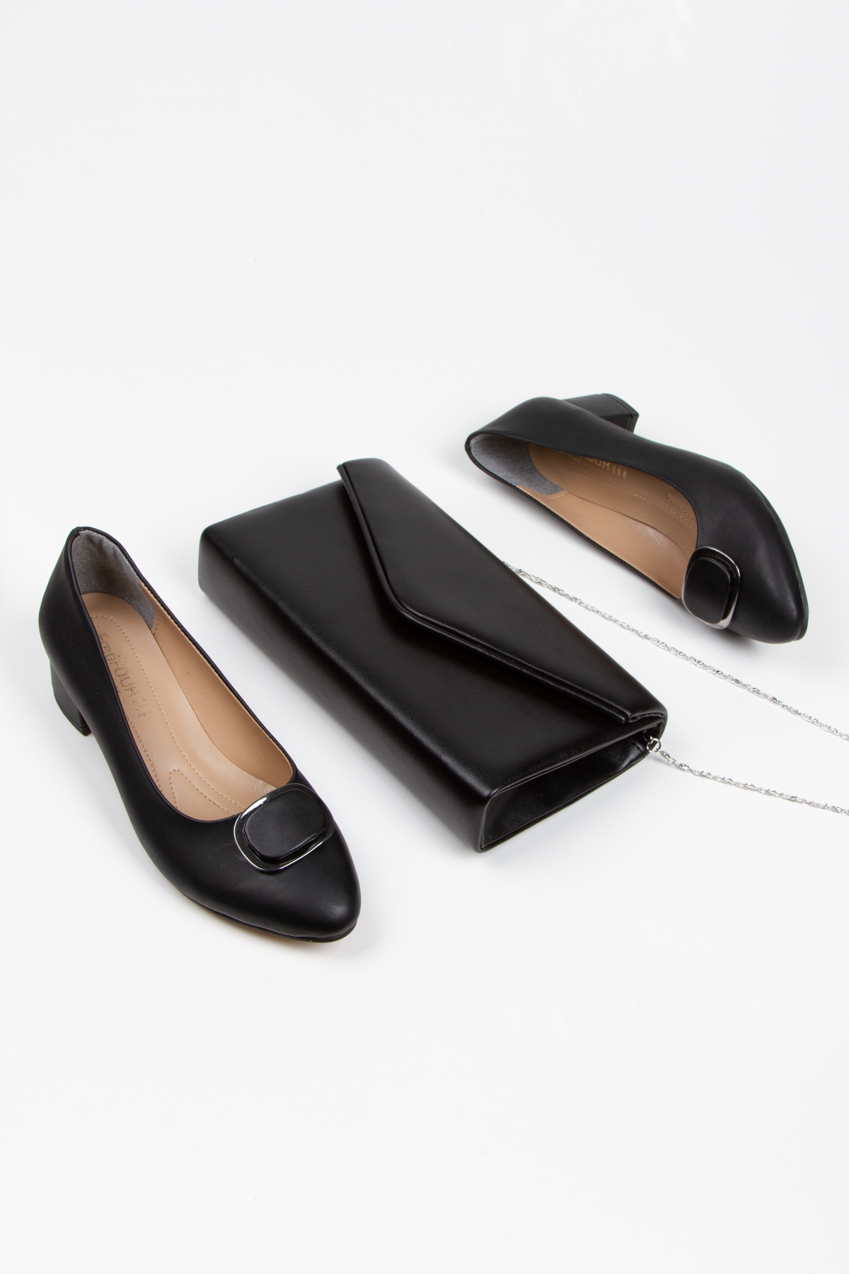 Kadın Kısa Topuklu Şık Tokalı Günlük Ayakkabı ve Çanta Takımı Siyah