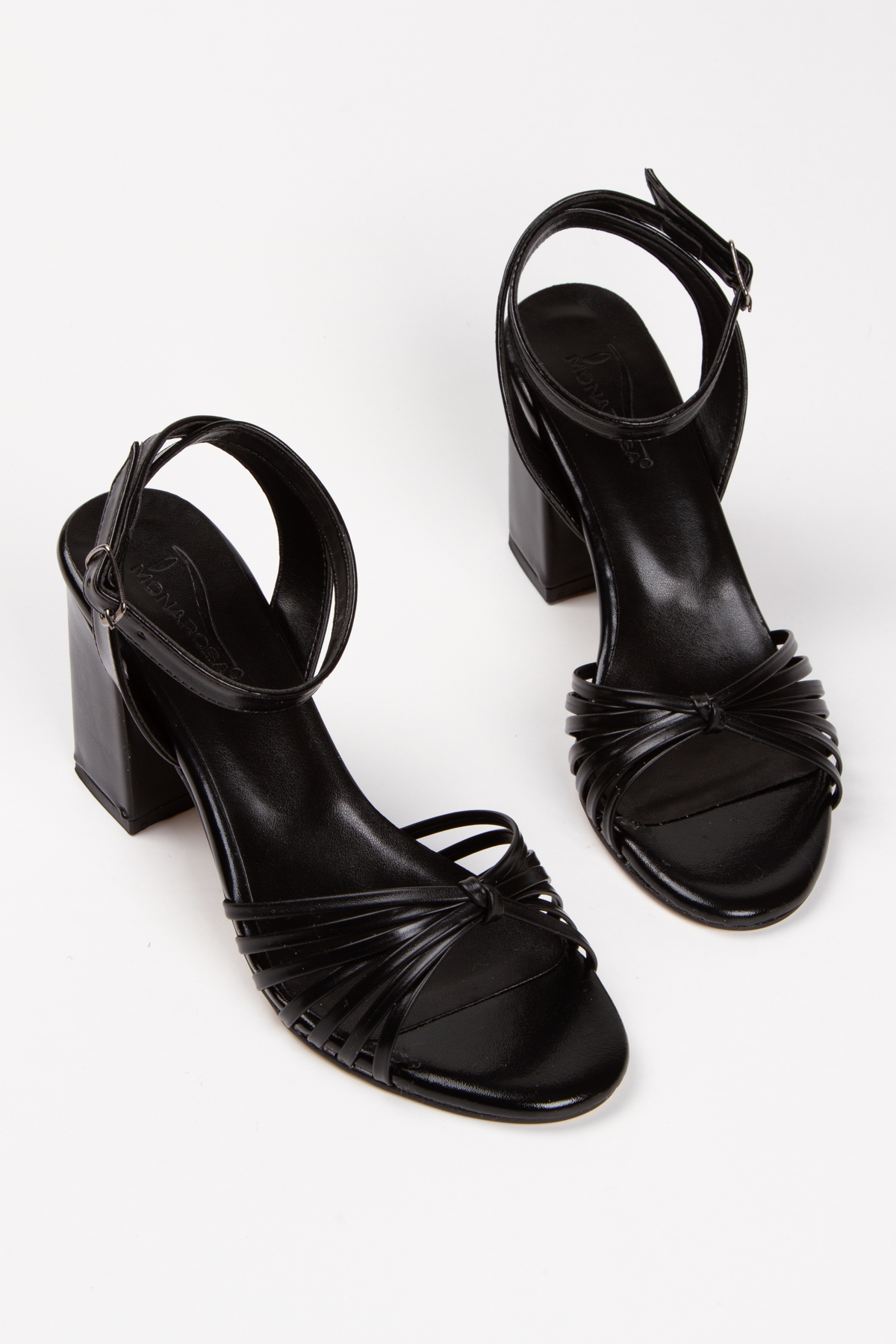Kadın Siyah Biyeli Kalın Topuklu Ayakkabı