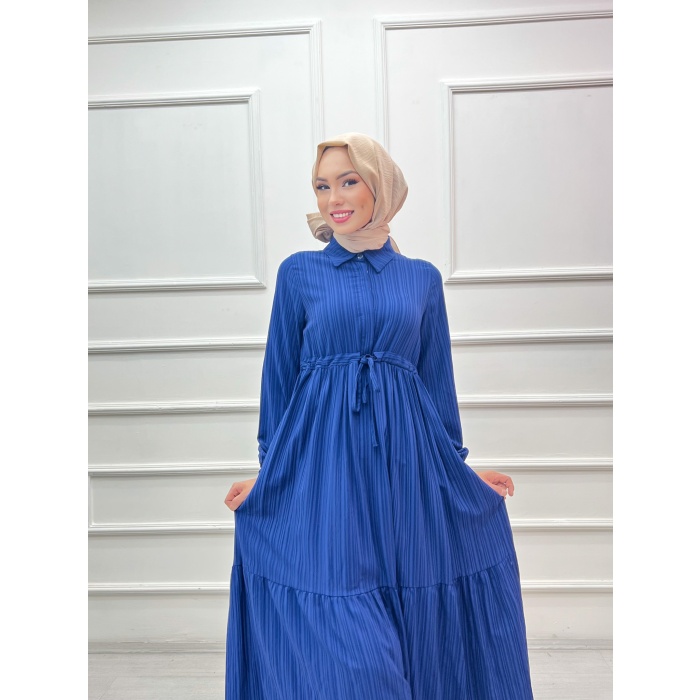 KENDİNDEN DESENLİ ELBİSE