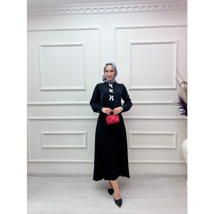 FİYONK DETAYLI GİZLİ DÜĞMELİ BUZİ GÖMLEK