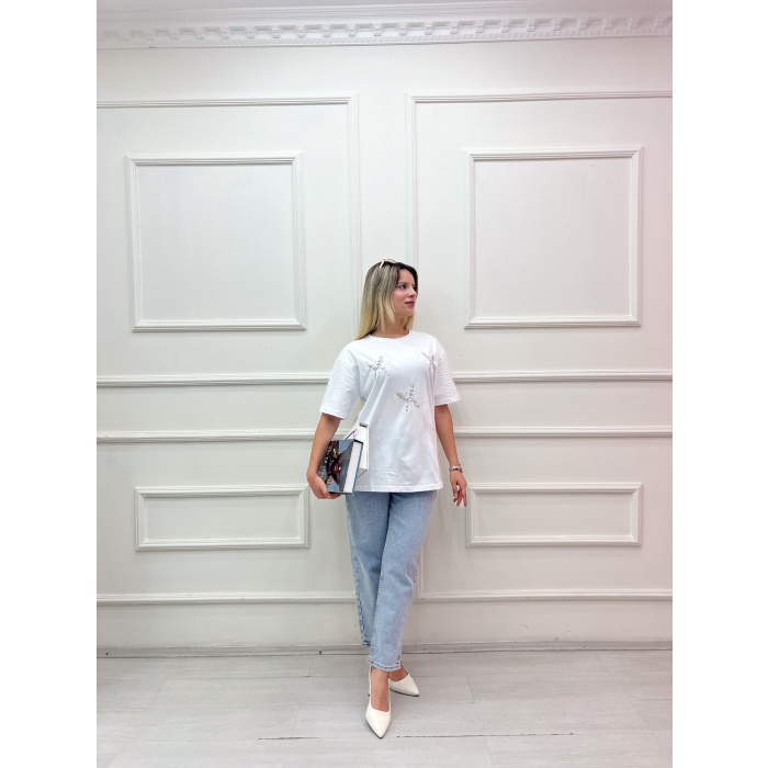 BÜYÜK KELEBEK BASKILI TAŞLI SIFIR YAKA TSHIRT