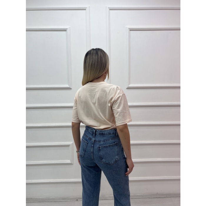 BÜYÜK KELEBEK BASKILI TAŞLI SIFIR YAKA TSHIRT