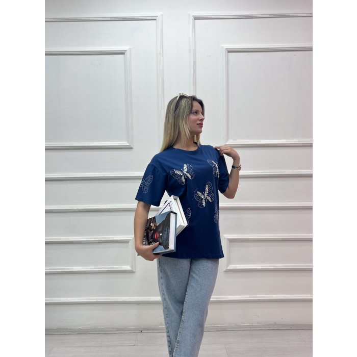 BÜYÜK KELEBEK BASKILI TAŞLI SIFIR YAKA TSHIRT