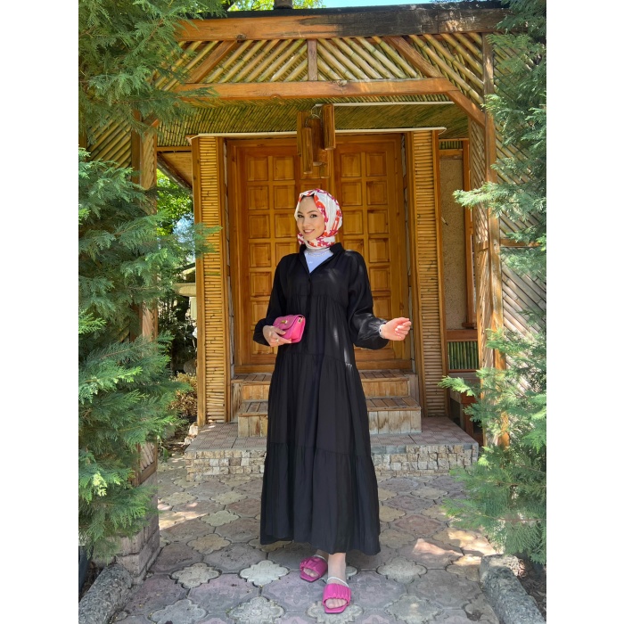 YARIYA KADAR DÜĞMELİ ELBİSE