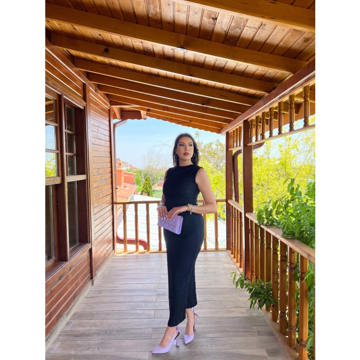 OMZU BÜZGÜLÜ BÜRÜMCÜK SIFIR KOLLU ELBİSE