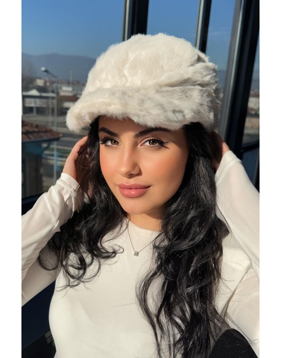 Beyaz Renk Peluş Kasket Şapka