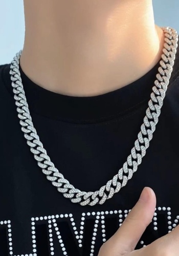 Gümüş Renk Taş Detaylı Unisex VİP Tasarım Kolye