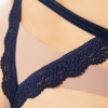 Dantelli Taş ve Tül Detaylı Özel Bölgesi Açık Kadın String Külot CH6110