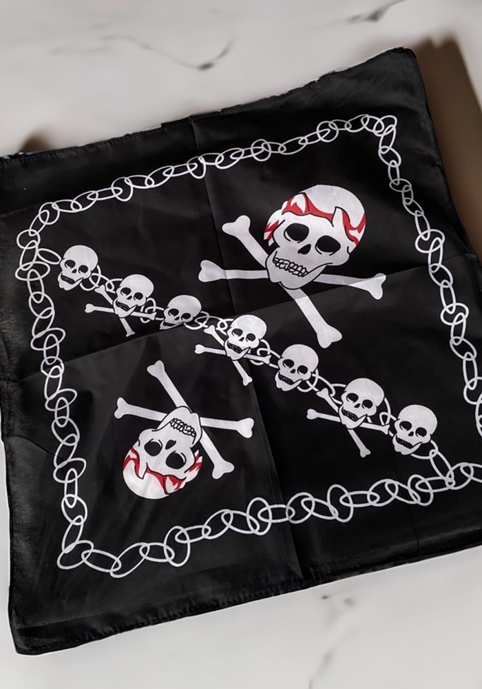 Siyah Renk Kurukafa Figürlü Bandana