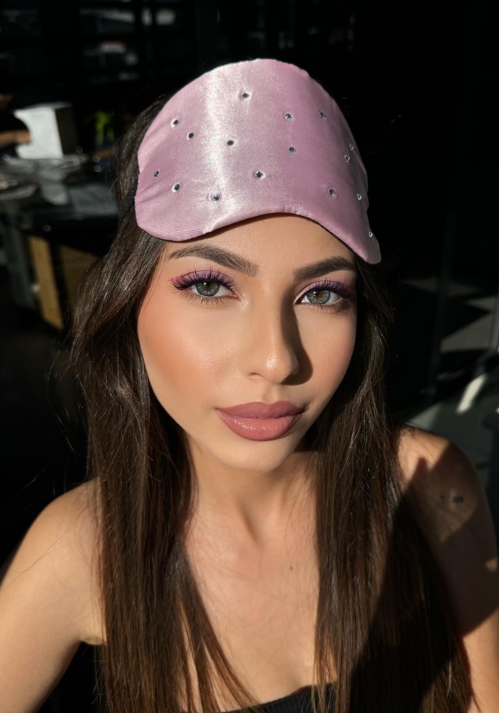 Pembe Renk Taşlı Uyku Bandı