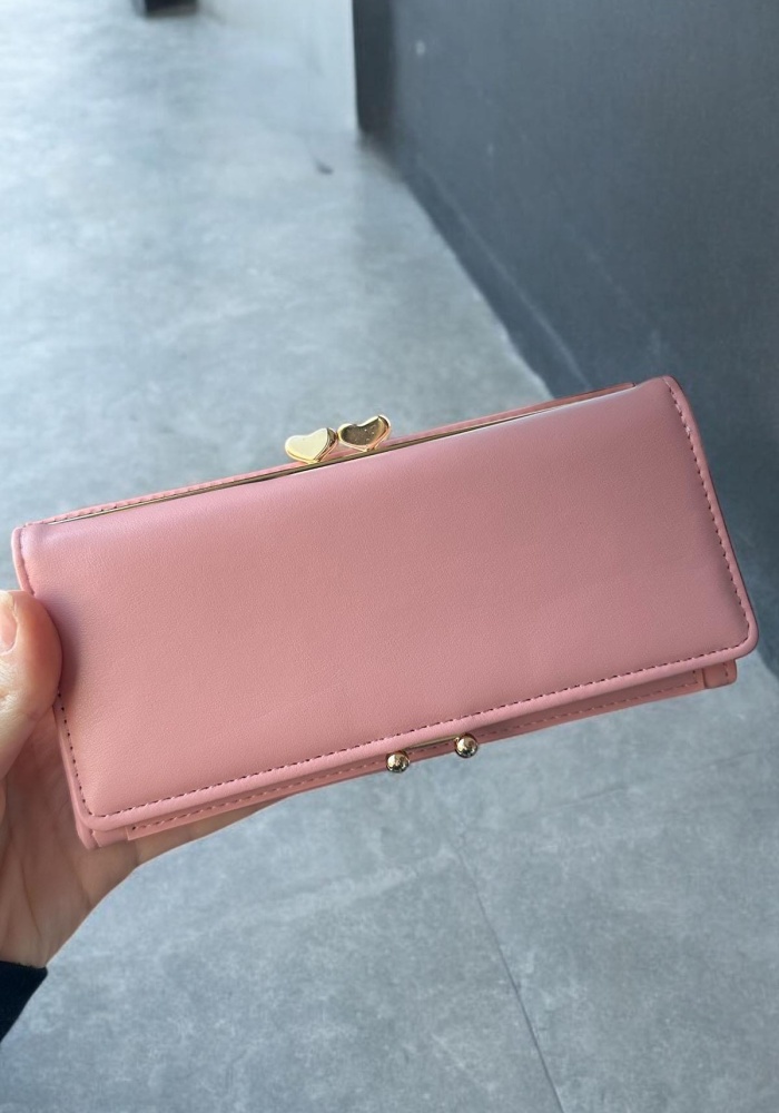 Açık Pembe Renk Kalp Detaylı Kadın Cüzdan