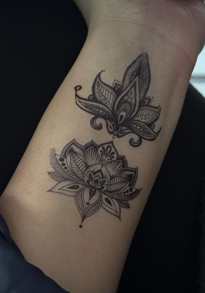 Geçici Lotus Figürlü Mini Dövme Tattoo