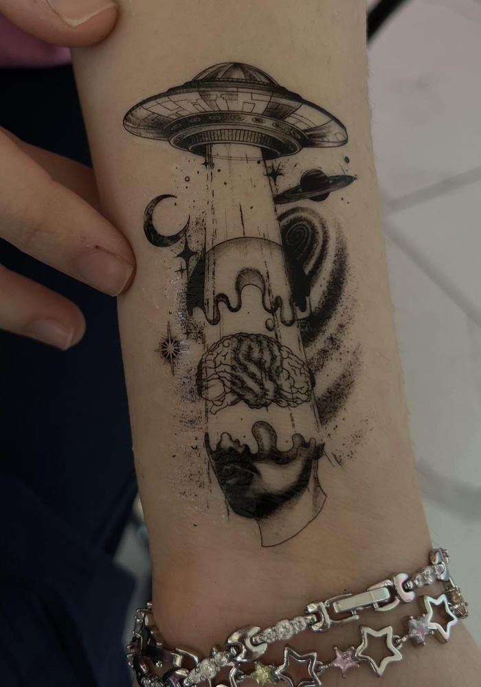 Geçici Uzay Mekiği Figürlü Mini Dövme Tattoo