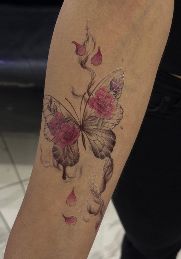 Geçici Kelebek Figürlü Dövme Tattoo