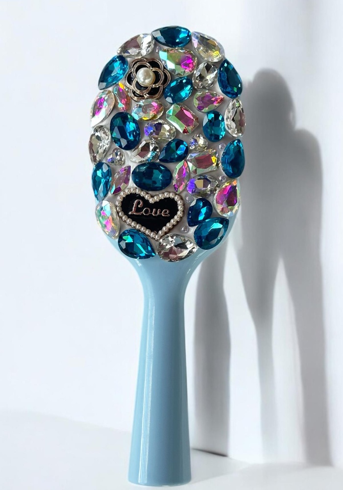 Mavi Renk Taş Ve Love Yazılı Saç Tarama Fırçası/ Tarak