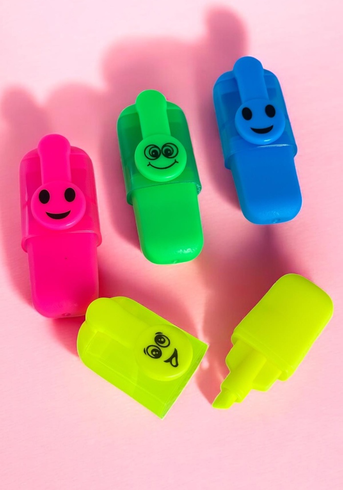 Emoji Figürlü 4lü Fosforlu Kalem Set