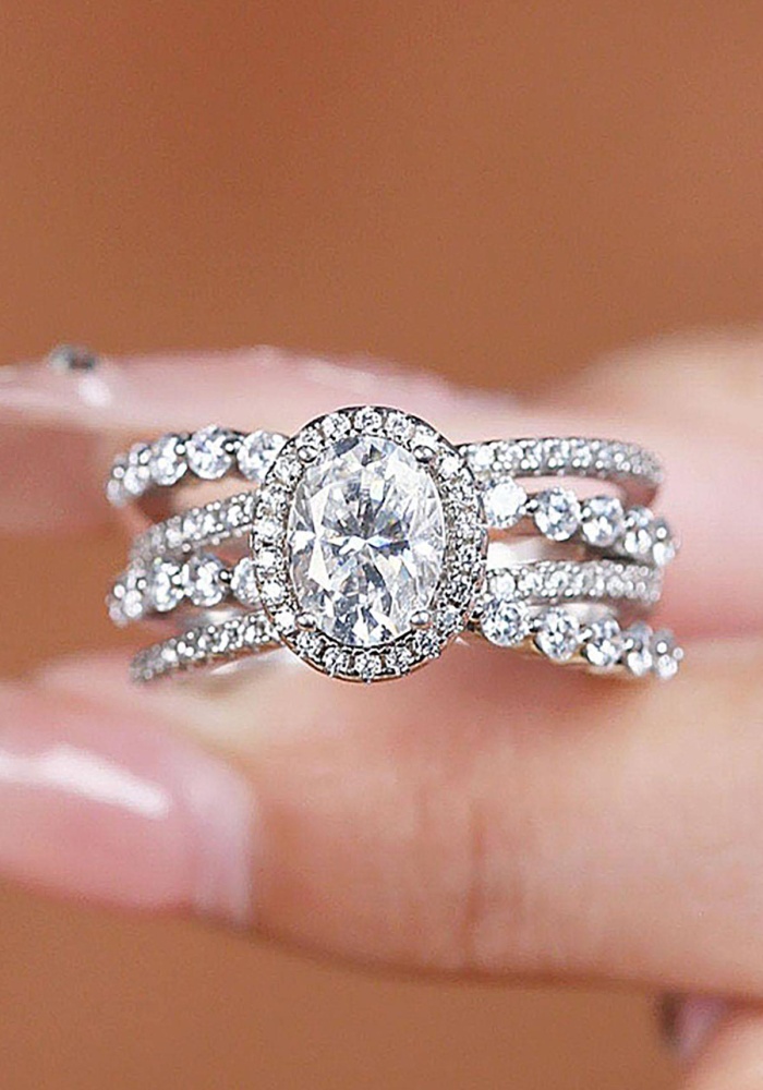 Gümüş Renk Tektaş Detaylı Ayarlanabilir Yüzük