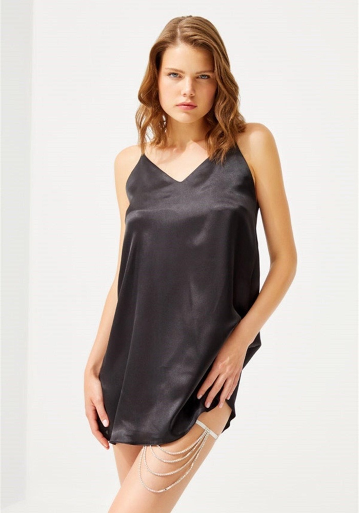 Taş Detaylı Ayarlı Kadın Bacak Aksesuarı CH2509