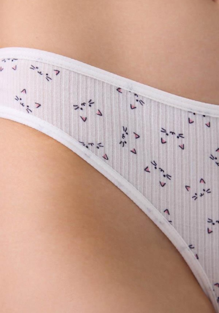 Kadın Pamuklu ve Likrali Fitilli Kaşkorse Desenli Kadın Brezilya Külot CH6181