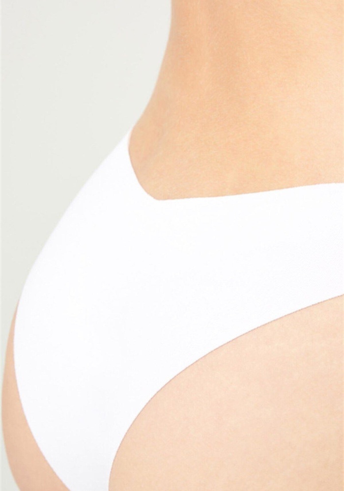 Klasik Basic Lazer Kesim Kadın Brezilya Külot CH0495