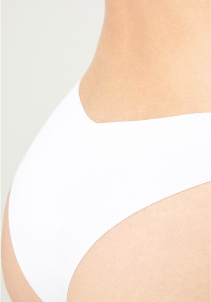 Klasik Basic Lazer Kesim Kadın Brezilya Külot CH0495