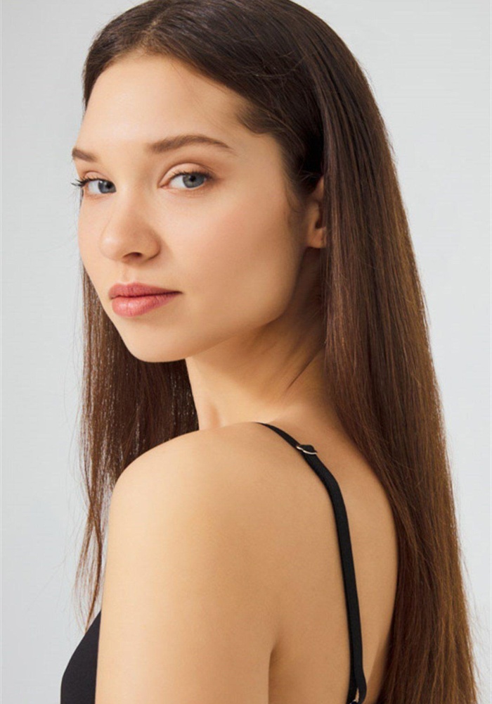 Ayarlanabilir İnce Askılı Lazer Kesim Kadın Crop Büstiyer CH1752