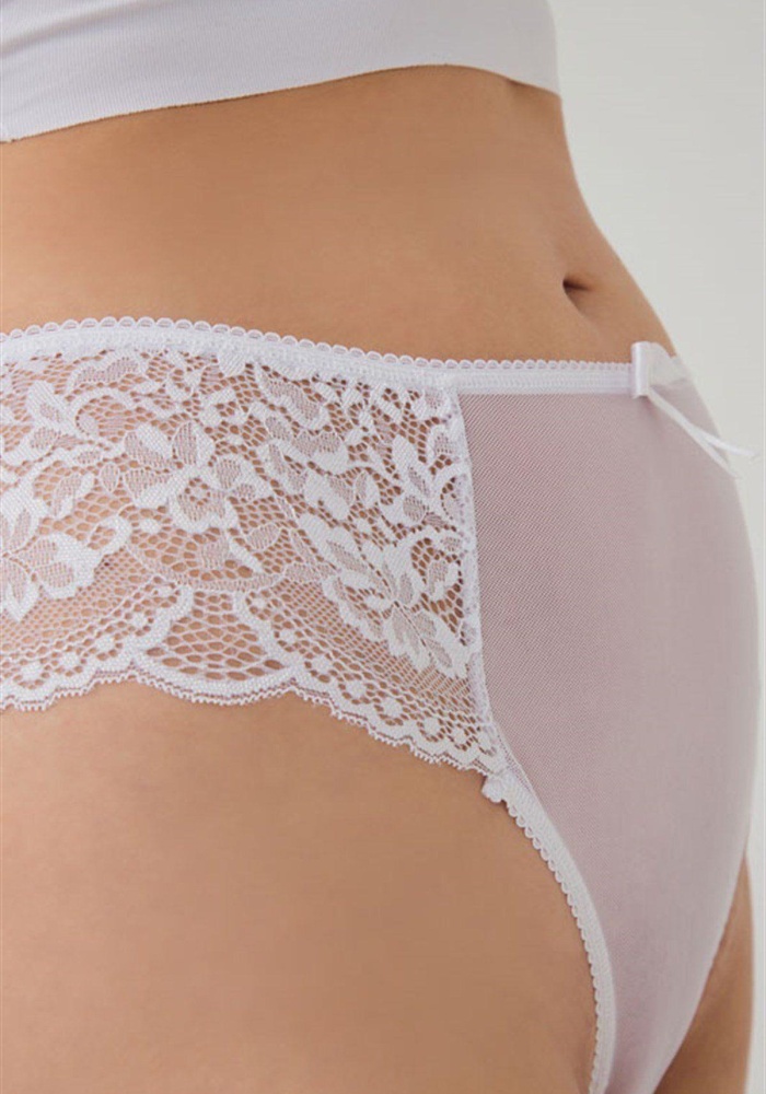 Dantelli Tül Detaylı Brezilya Külot CH6005