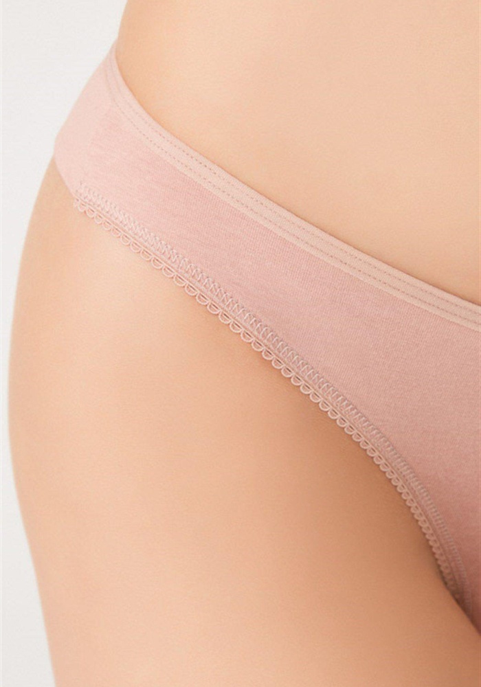 Basic Pamuklu Dantel Detaylı Kadın Tanga Külot CH6042