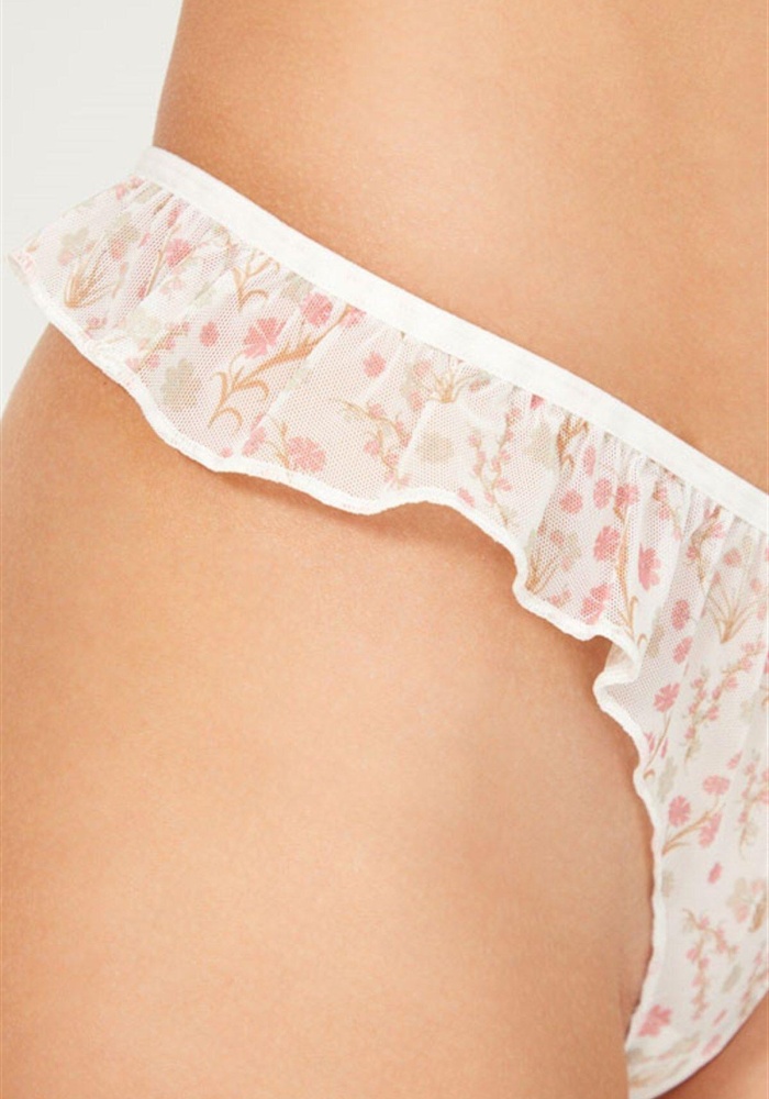 Çiçek Desenli Tül Kenarları Fırfırlı Tanga Külot CH6069